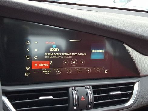 New 2025 Alfa Romeo Giulia AWD w/ Driving Assist Package image 16