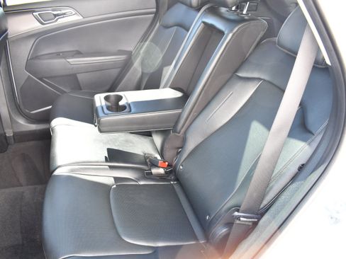 Used 2024 Kia Sportage SX image 30