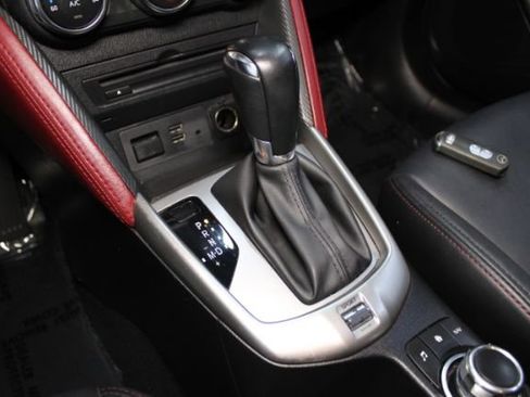 Used 2018 MAZDA CX-3 Touring FWD image 16