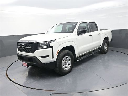 Used 2024 Nissan Frontier S image 3
