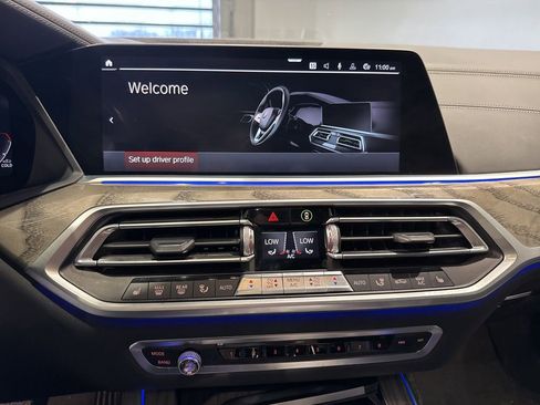 Used 2019 BMW X7 xDrive40i w/ Premium Package image 16