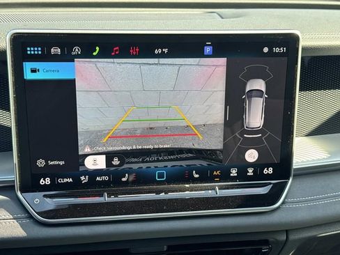 New 2026 Volkswagen Tiguan SE R-Line FWD image 22