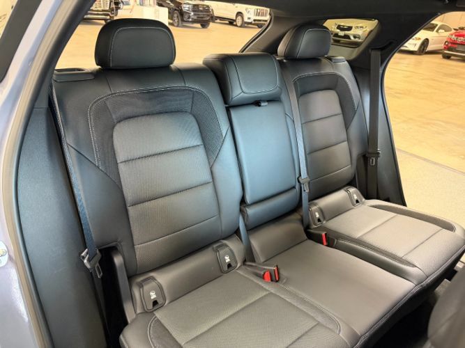 Used 2024 Chevrolet Blazer EV LT AWD/4WD image 31