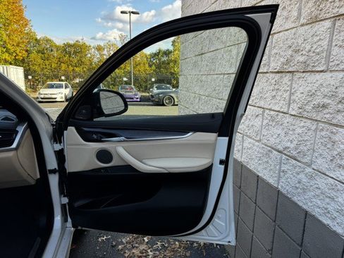 Used 2019 BMW X6 xDrive35i w/ M Sport Package image 33