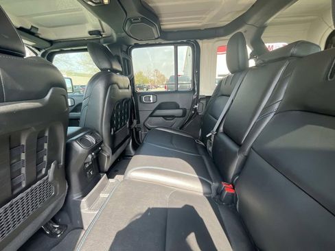 Used 2021 Jeep Wrangler Unlimited Rubicon 4xe image 4