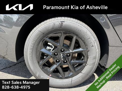 New 2026 Kia K5 LXS FWD image 30