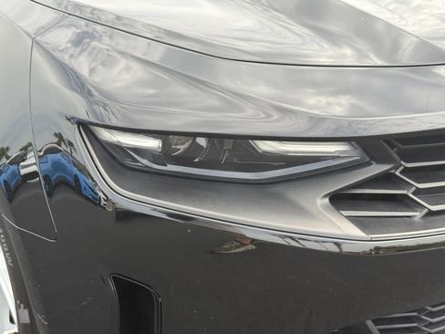 Used 2019 Chevrolet Camaro LT RWD image 9