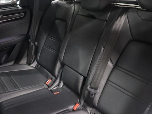 Used 2019 Porsche Cayenne S AWD/4WD image 15