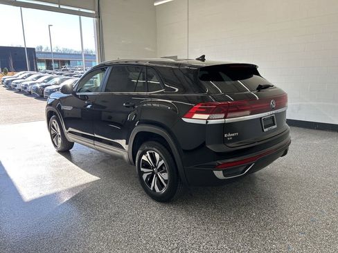 New 2026 Volkswagen Atlas Cross Sport SE AWD/4WD image 3