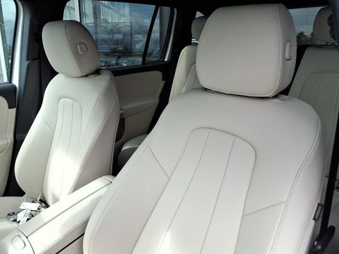 New 2026 Mercedes-Benz GLB 250 4MATIC image 13