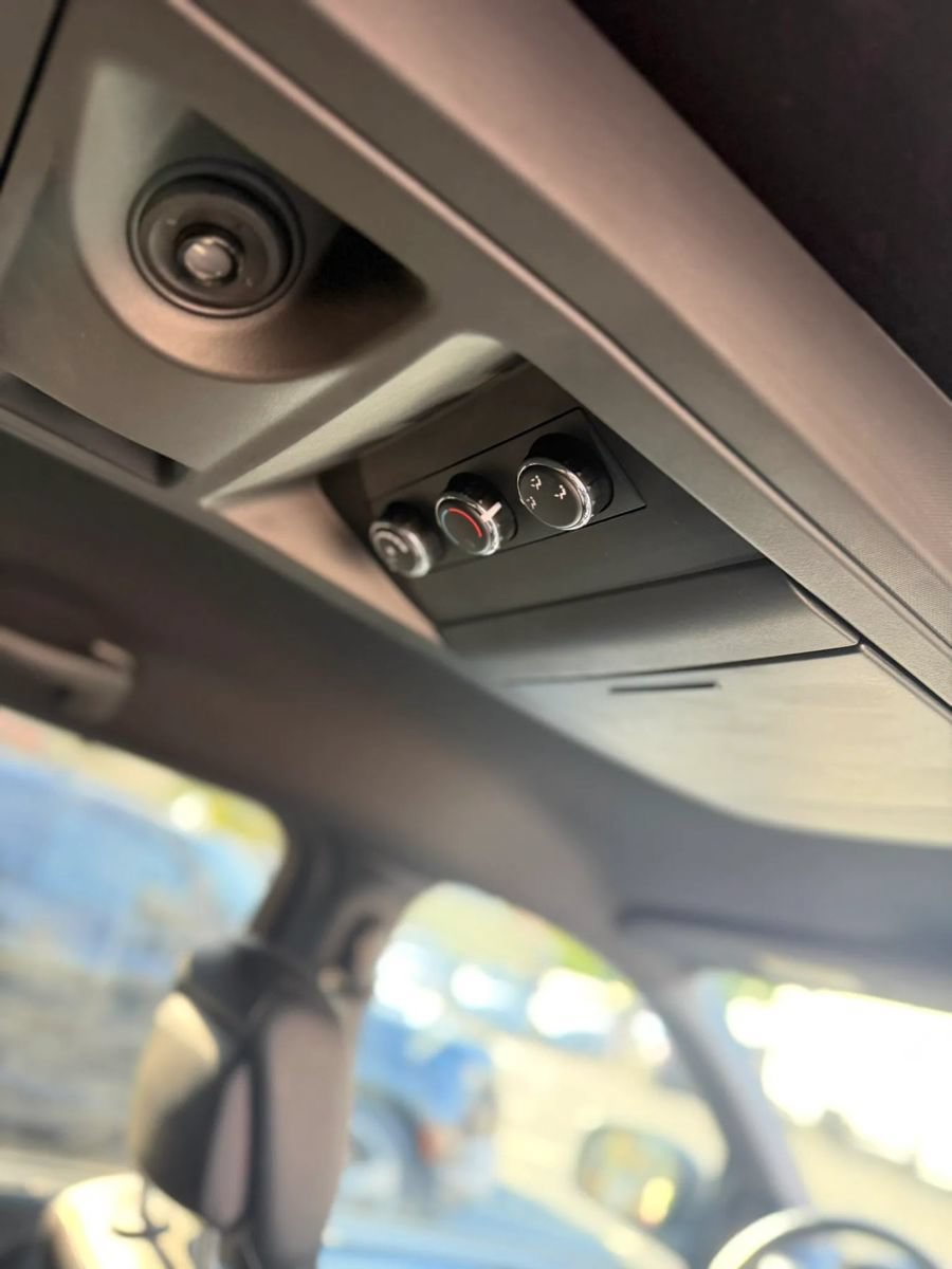 Used 2019 Dodge Grand Caravan GT FWD image 19