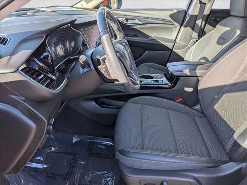 Used 2022 Buick Envision Preferred image 11