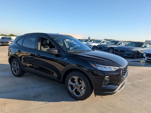 New 2026 Ford Escape ST-Line FWD image 2