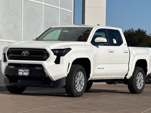 New 2026 Toyota Tacoma SR5 image 8