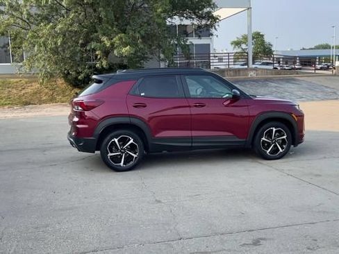 Used 2023 Chevrolet TrailBlazer RS w/ Convenience Package FWD image 9