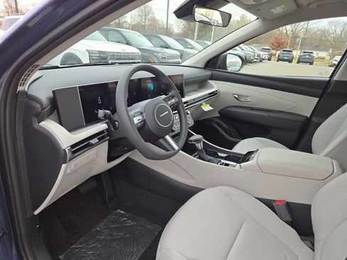New 2026 Hyundai Tucson SE image 23