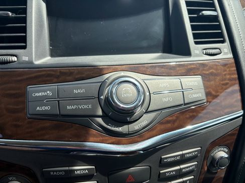 Used 2020 Nissan Armada SL image 20