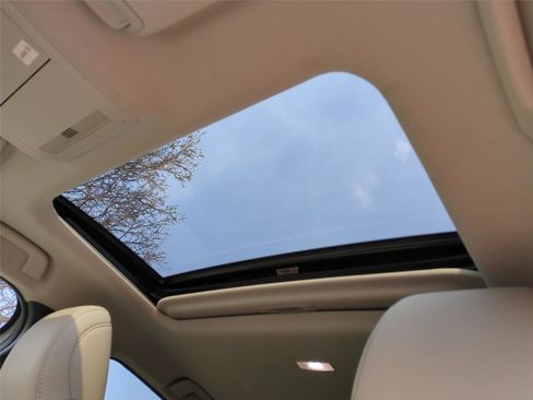 Used 2024 MAZDA CX-30 AWD 2.5 S w/ Preferred Package image 10