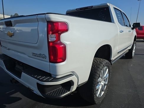 Used 2022 Chevrolet Silverado 1500 High Country image 6
