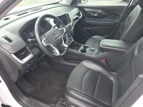 Used 2023 GMC Terrain SLT AWD/4WD image 7