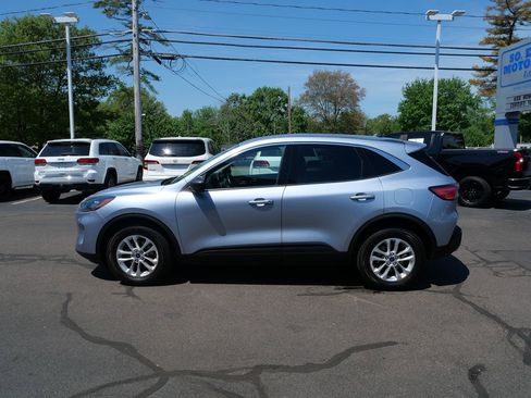 Used 2022 Ford Escape SE w/ Cold Weather Package AWD/4WD image 7