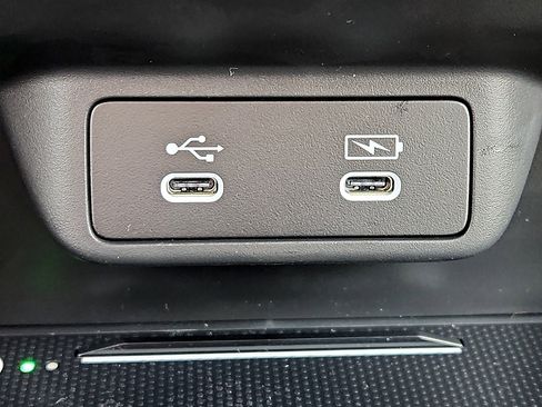 Certified 2026 Honda HR-V LX image 25