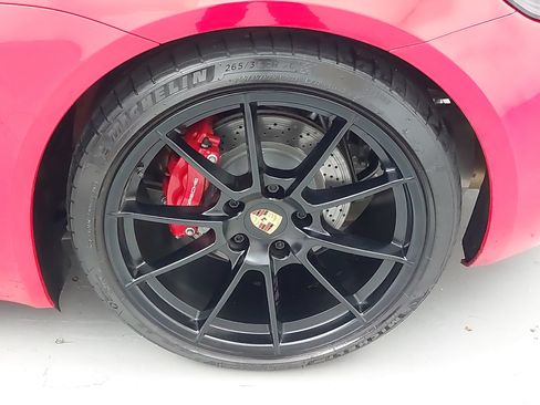 Certified 2024 Porsche 718 Cayman GTS RWD image 29