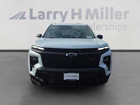 New 2026 Chevrolet Traverse RS w/ LPO, Floor Liner Package image 8