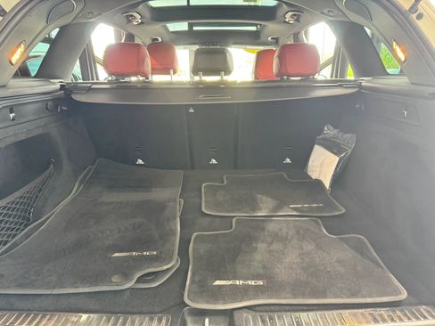 Used 2020 Mercedes-Benz GLC 300 4MATIC image 39