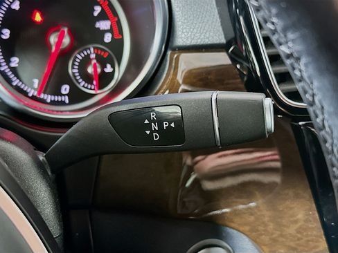 Certified 2018 Mercedes-Benz GLE 350 4MATIC image 17