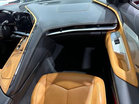 Used 2022 Chevrolet Corvette Stingray Preferred Cpe w/ Z51 Performance Package RWD image 12