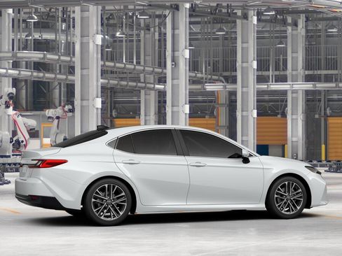 New 2026 Toyota Camry XLE AWD/4WD image 11