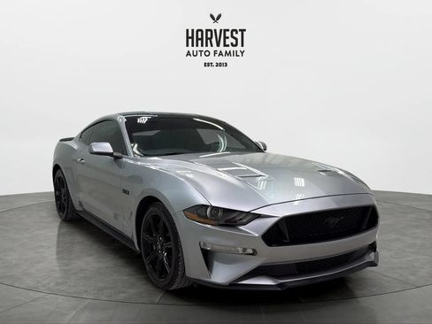 Used 2020 Ford Mustang GT w/ Black Accent Package RWD image 10