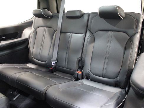 Used 2024 Jeep Grand Wagoneer Series II Obsidian w/ Quick Order Packagew 28T AWD/4WD image 17