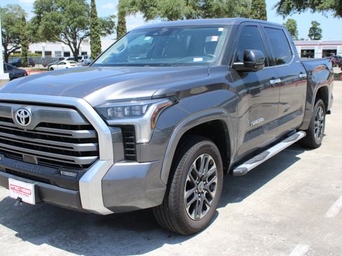 Used 2023 Toyota Tundra Limited AWD/4WD image 6