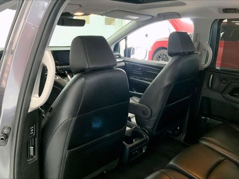 Used 2023 Honda Odyssey EX-L image 11