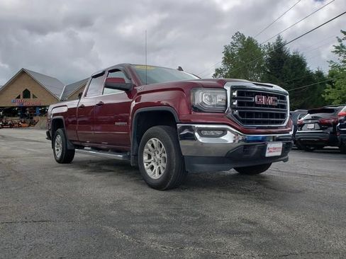 Used 2017 GMC Sierra 1500 SLE w/ SLE Value Package AWD/4WD image 1