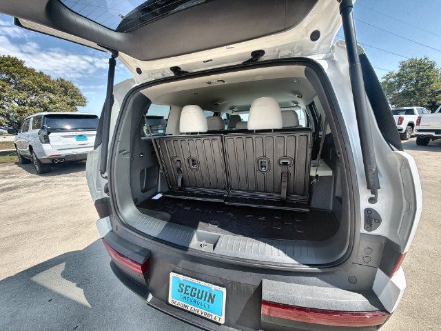 Used 2026 Hyundai Santa Fe SE FWD image 24