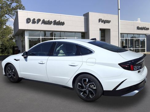 Used 2025 Hyundai Sonata SEL FWD image 3