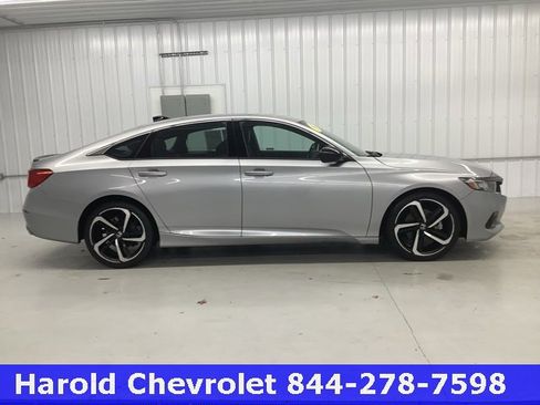 Used 2022 Honda Accord Sport image 6