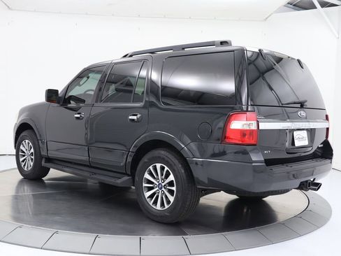 Used 2015 Ford Expedition XLT w/ Equipment Group 202A image 3