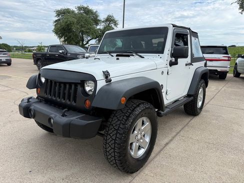 Used 2012 Jeep Wrangler Sport image 3