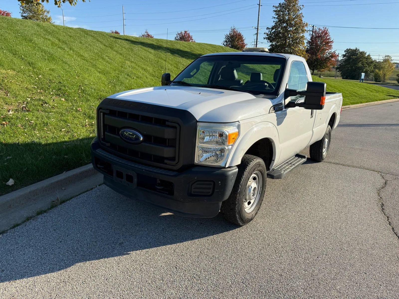 Used 2015 Ford F250 XL w/ Power Equipment Group AWD/4WD image 1