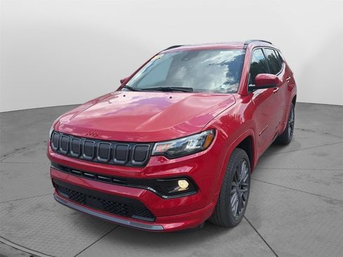 Used 2022 Jeep Compass Limited AWD/4WD image 1