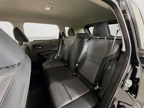 Certified 2021 Nissan Rogue SV image 8