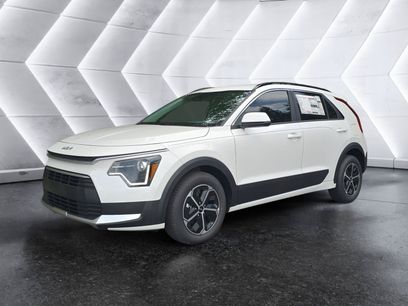 New 2026 Kia Niro LX
