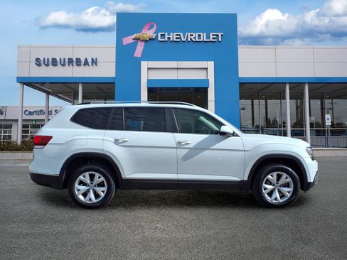 Used 2018 Volkswagen Atlas SEL AWD/4WD image 4