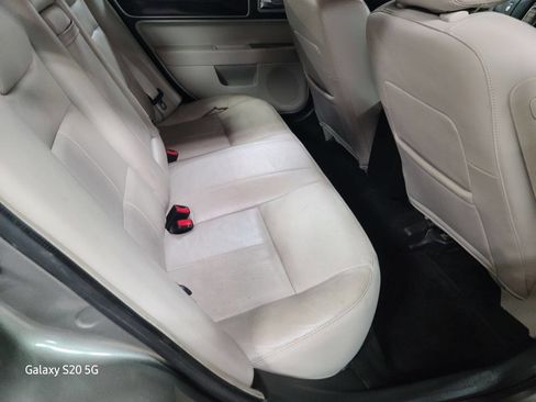 Used 2009 Lincoln MKZ image 16