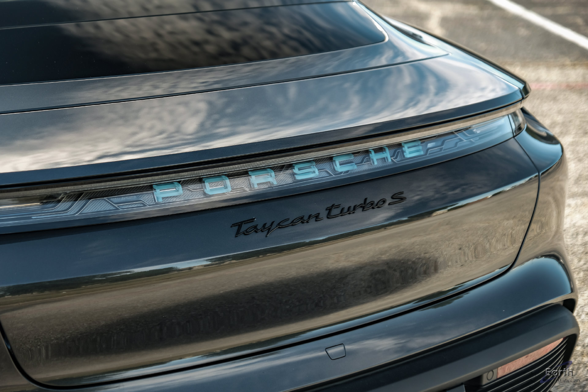 Used 2021 Porsche Taycan Turbo S AWD/4WD image 14
