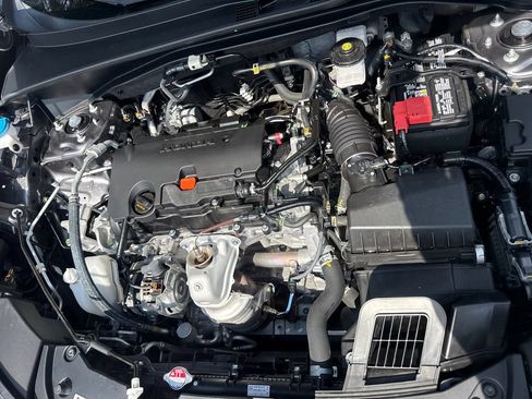 Used 2024 Honda HR-V LX image 36